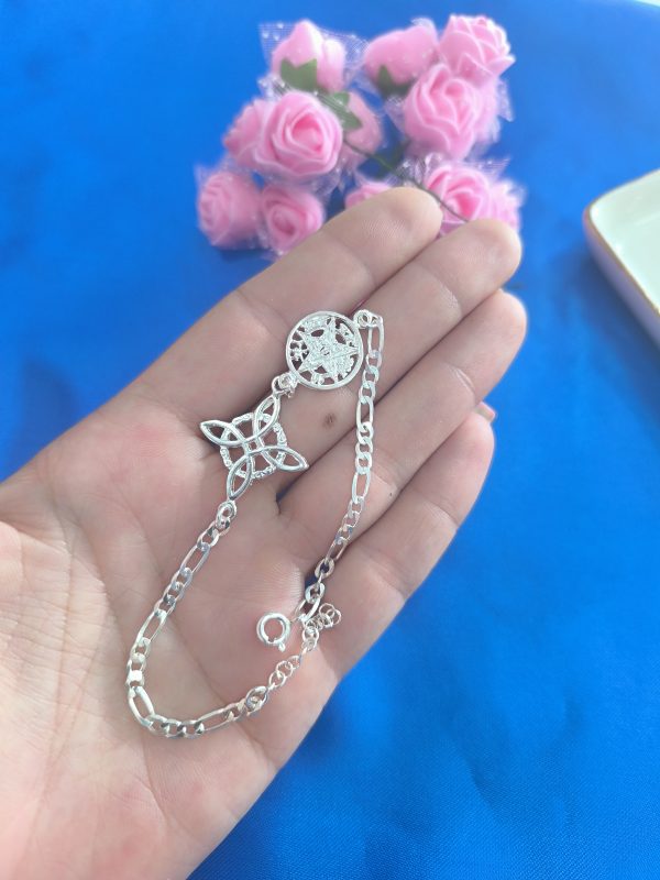 Pulsera Nudo de Bruja y Tetragrámaton
