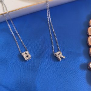 Collar con Inicial Brillos