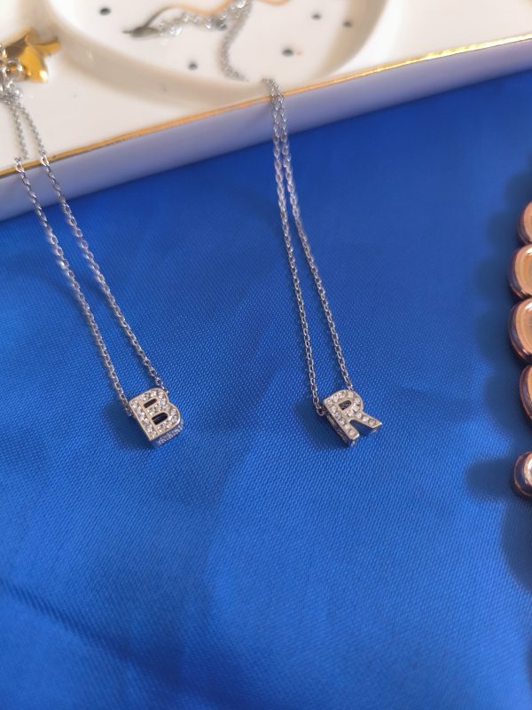 Collar con Inicial Brillos