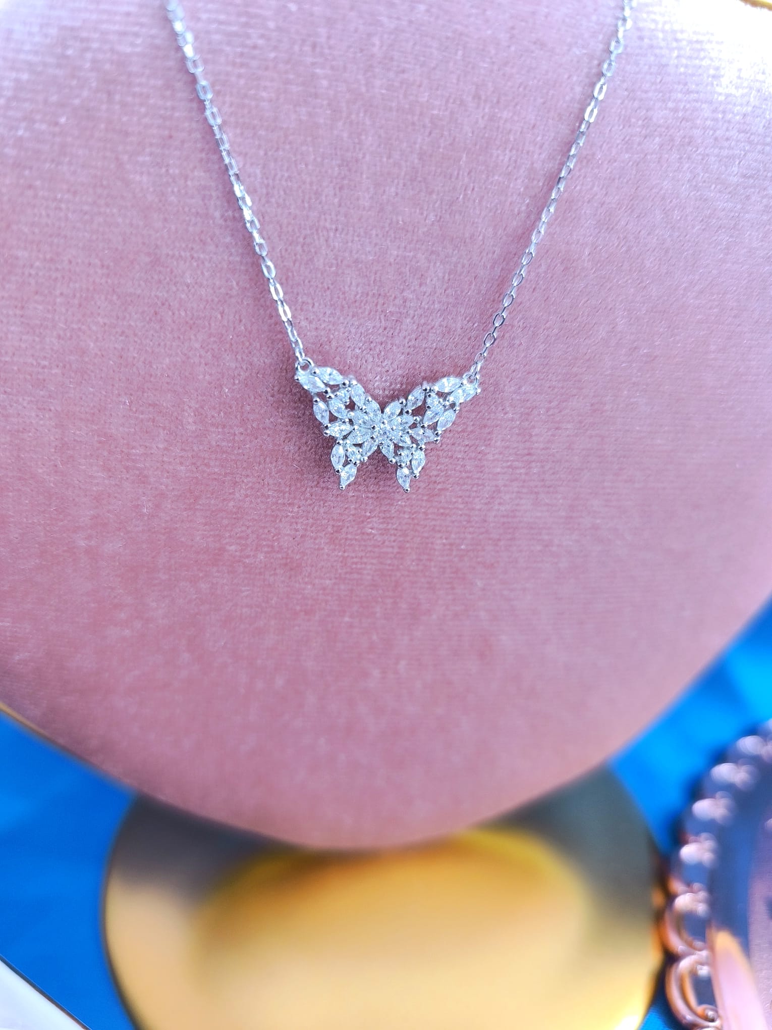 Collar Mariposa Grande - Imagen 2