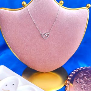 collar corazón infinito